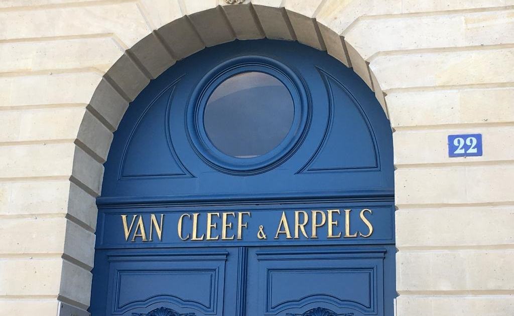 van_cleef_et_apels_07505600_105824391
